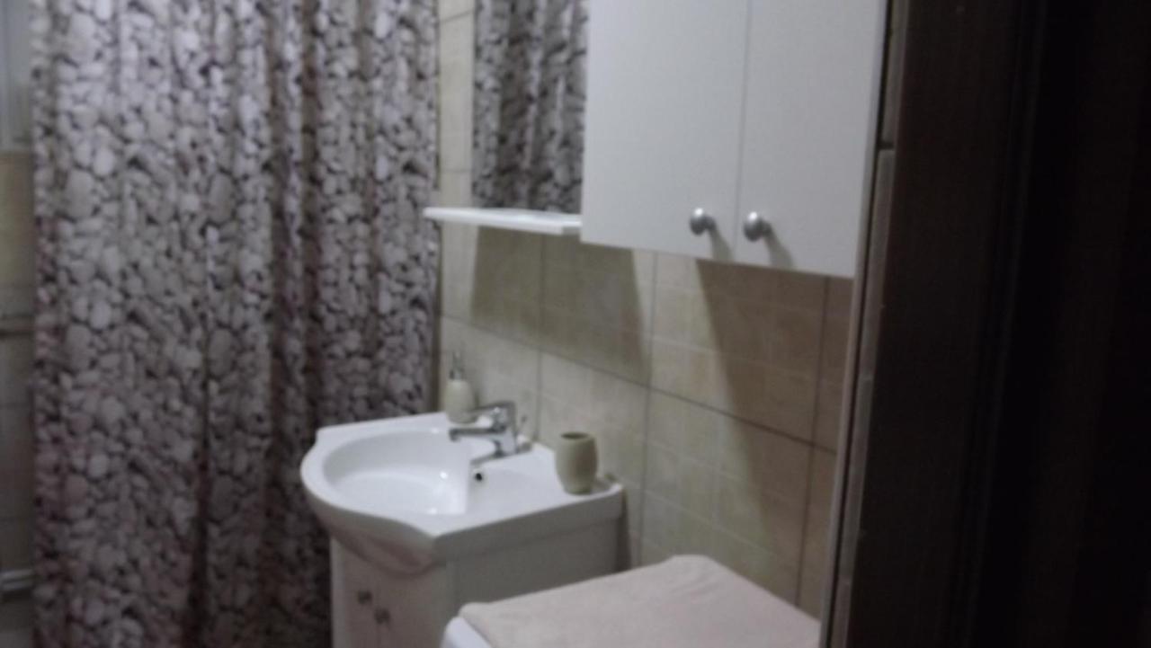 Casa De Oaspeti Boga Pietroasa  Екстериор снимка