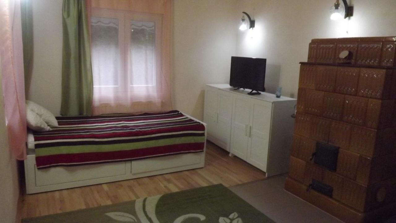 Casa De Oaspeti Boga Pietroasa  Екстериор снимка